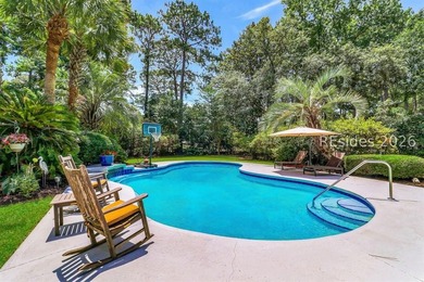 Exceptional value on superbly maintained residence with spacious - photo 3
