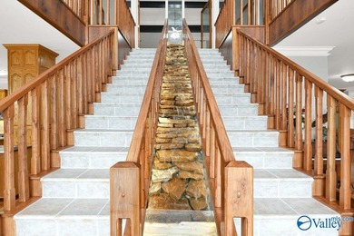 This must-see water property with 4 levels is waiting for you. 5 - photo 43