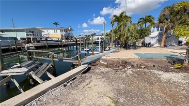 Discover coastal living at its finest with this charming lot - photo 5