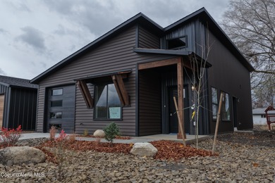 Spokane River Home For Sale in Post Falls Idaho