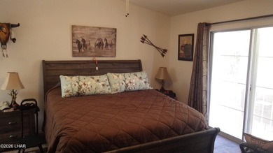 This Modern, Well-Maintained, Split 3 bedroom, 3 bath, Move-in - photo 13