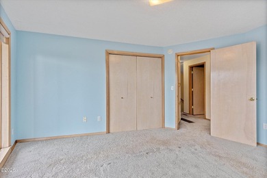 Ocean view, beach access, and coastal flexibility just across - photo 19