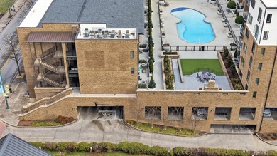 Downtown Chattanooga living at it's best. Updated 2-bedroom - photo 33