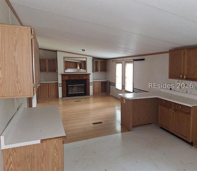 **MOBILE HOME HAS NO TITLE, CASH ONLY*** Come see this 3 - photo 9