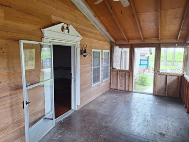 **MOBILE HOME HAS NO TITLE, CASH ONLY*** Come see this 3 - photo 10