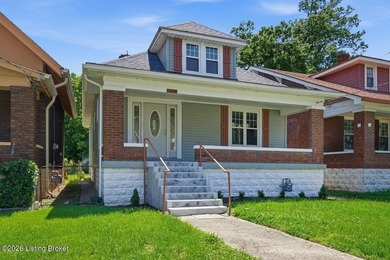 Welcome to an updated gem in the heart of Shawnee. This - photo 3