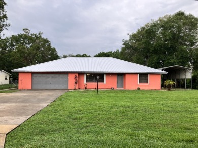 Lake Home For Sale in Lake Placid, Florida