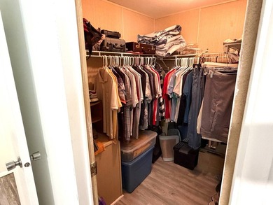 Welcome to this super clean and well-maintained 1985 double-wide - photo 22