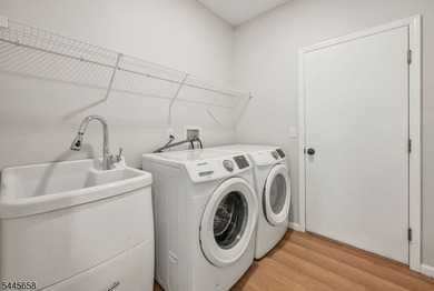 Introducing a very special luxury property where everything is - photo 23