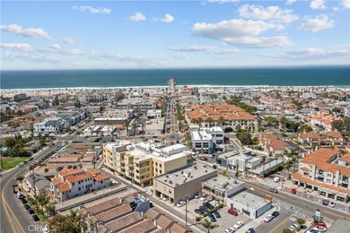 Enjoy an elevated coastal lifestyle in this modern - photo 27