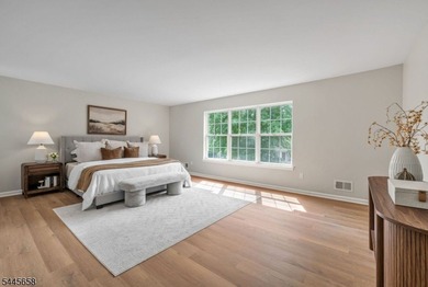 Introducing a very special luxury property where everything is - photo 29
