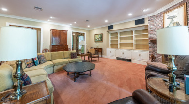 Vegas Lakehouse - photo 3