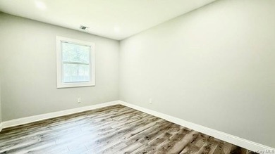 Fantastic And Beautifully Renovated Ranch In The Tangiers - photo 12