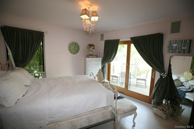 Bridgehampton Gambrel with Private Pickel & Padel Court The - photo 14