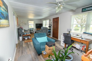 Enjoy the ease of one-level living in this charming 2-bedroom - photo 15