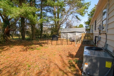 Enjoy the ease of one-level living in this charming 2-bedroom - photo 22