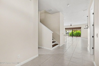 Welcome to Island Walk, one of the most sought-after gated - photo 25
