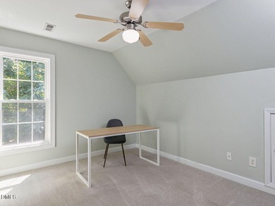 Welcome to this beautifully maintained 4-bedroom, 2.5-bath home - photo 28