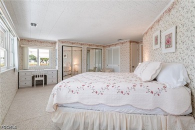 Welcome to your dream home in the prestigious Six Lakes Country - photo 30