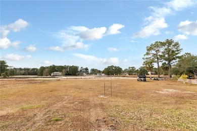 Located on a cozy cul-de-sac, this beautiful, level- cleared lot - photo 2