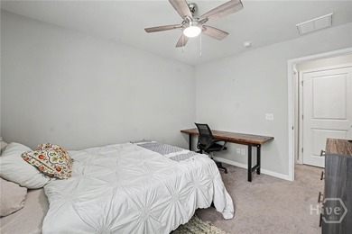 Welcome home to the very model home that greets this entire - photo 33