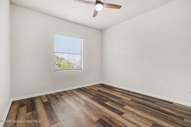 Welcome to Island Walk, one of the most sought-after gated - photo 39