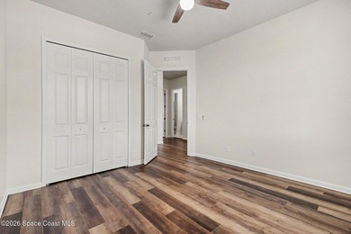 Welcome to Island Walk, one of the most sought-after gated - photo 40