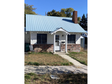 Upper Klamath Lake Home For Sale in Klamath Falls Oregon