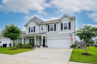 MOTIVATED SELLER! This better-than-new waterfront home is - photo 1