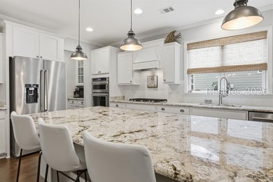 Set on a premium lagoon-view homesite with privacy both front - photo 10
