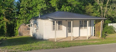 Lake Home For Sale in Russell Springs, Kentucky