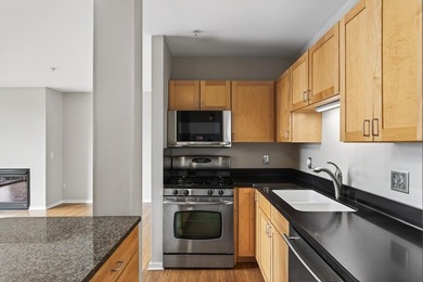 One-of-a-kind urban living in this exceptional two-story - photo 14