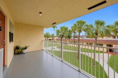 Exceptional opportunity to own a versatile residence in the - photo 17