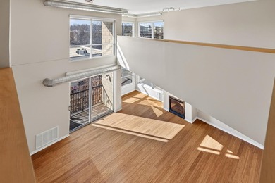 One-of-a-kind urban living in this exceptional two-story - photo 17