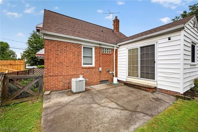 Well maintained 3 bed and 1 bath Cape-Cod. Includes dining room - photo 19