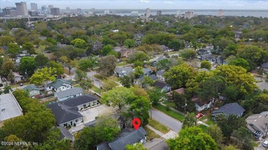 Fully Occupied, beautifully renovated Riverside duplex in an - photo 20