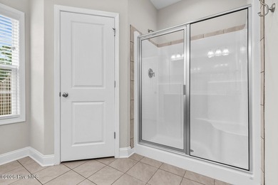Welcome to 137 Evergreen Forest Drive, located in the highly - photo 28