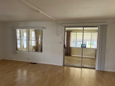 Beautiful two bedroom, two bath home in one of Pinellas County's - photo 3