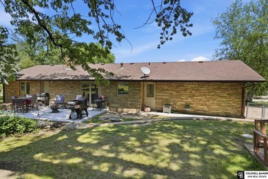ACREAGE LIVING without leaving Lincoln! This rare 1+ acre - photo 37