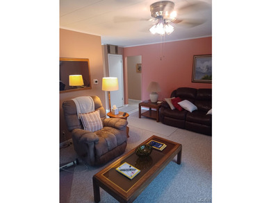 Wonderfully maintained 2 bedroom, 1 bath lakefront ranch located - photo 3