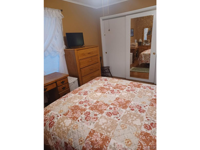 Wonderfully maintained 2 bedroom, 1 bath lakefront ranch located - photo 8