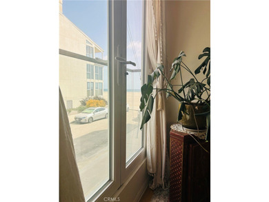 Coastal Living at Its Best! Experience the charm of beachside - photo 6