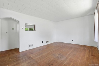 Welcome To This Spacious 4-Bedroom, 2-Bath Home In Merrick - photo 3