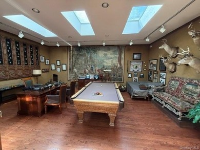 Sprawling Contemporary over 5,000 sf on a lot over 1 acre in - photo 5