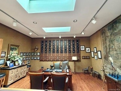 Sprawling Contemporary over 5,000 sf on a lot over 1 acre in - photo 6
