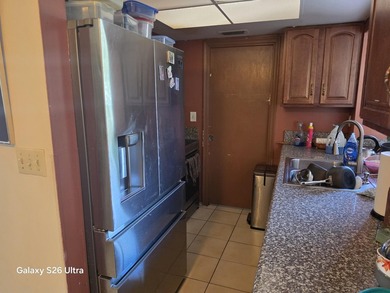 Beautiful 2/2 in Tamarac. Step inside to find an inviting open - photo 6