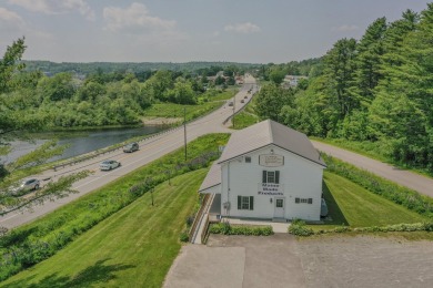 This 3,000 sq. ftmercial Building, available for immediate owner