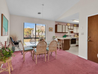 Queens Court Cottage #5 presents a unique and rare opportunity - photo 9
