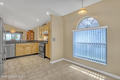 Welcome home! Don't miss this beautifully maintained, move-in - photo 11