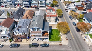 Discover Your Coastal Dream: Bay & Beach Views from this West - photo 28